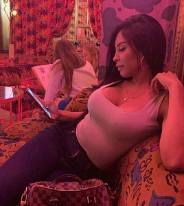 Транссексуалка Моника