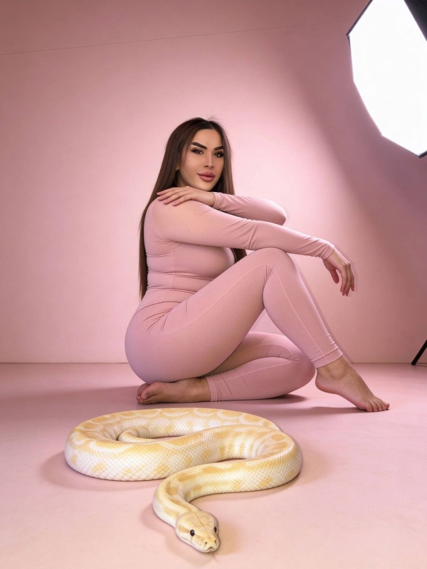 Транссексуалка Жанна